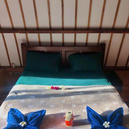Blue Moon Meno Hotel Gili Meno Luaran gambar