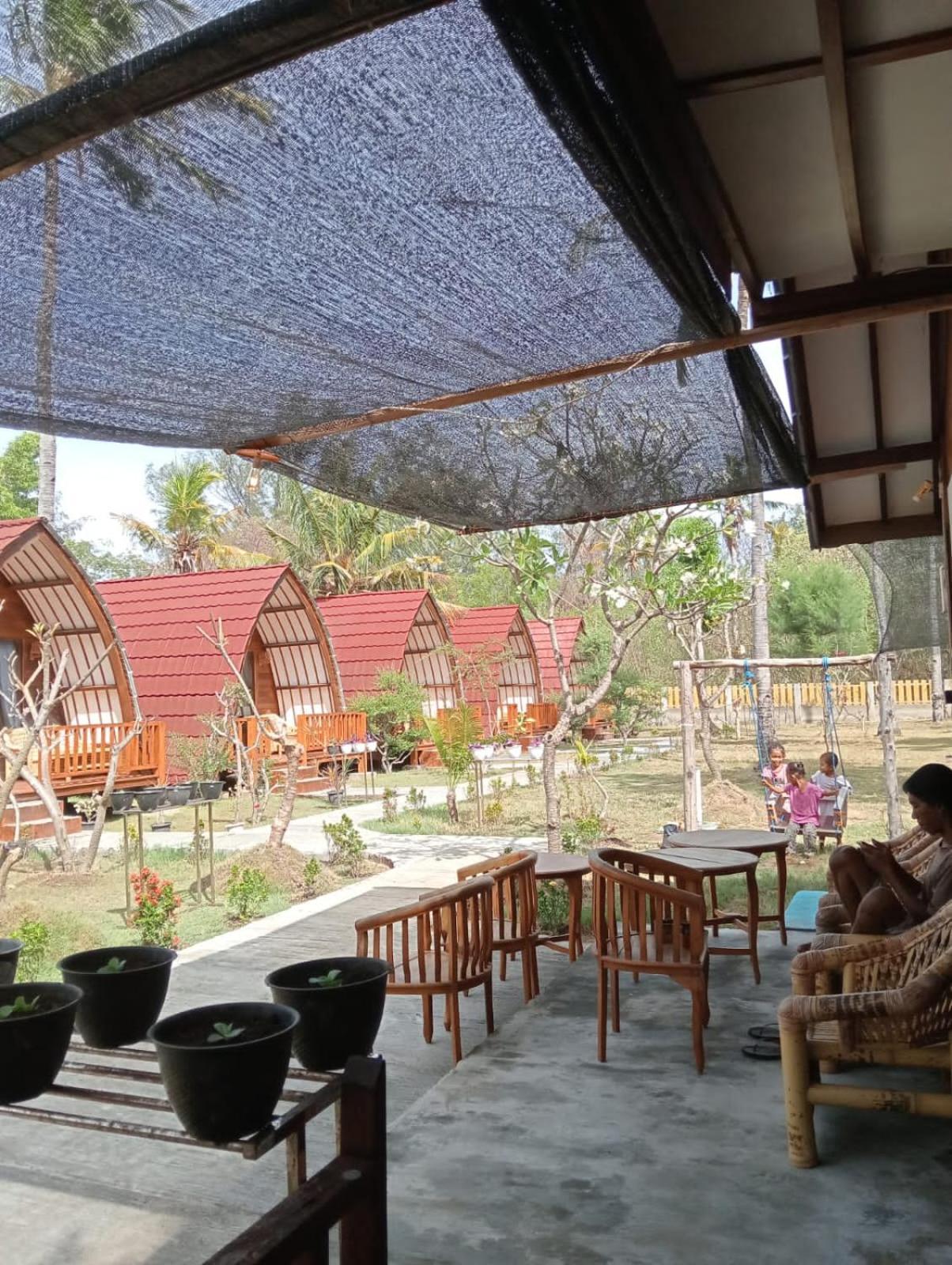 Blue Moon Meno Hotel Gili Meno Luaran gambar