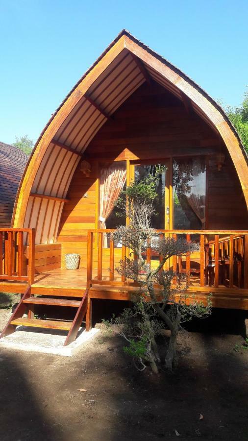 Blue Moon Meno Hotel Gili Meno Luaran gambar